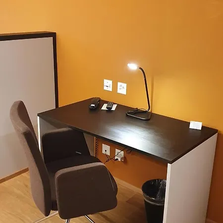 Managed By Baren Am Bundesplatz Отель